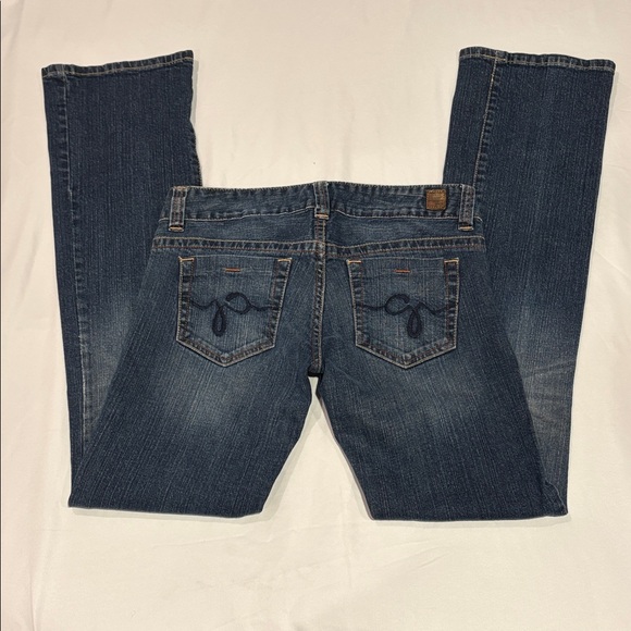 Guess Jeans - Picture 3 of 4